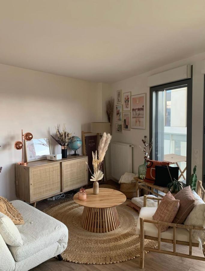 Apartmán Nice 64 M With Balcony Near The Train Station Bordeaux Exteriér fotografie